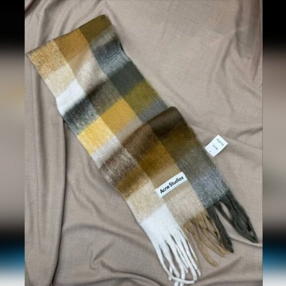Acne Studios Scarf - Picture 1 of 3